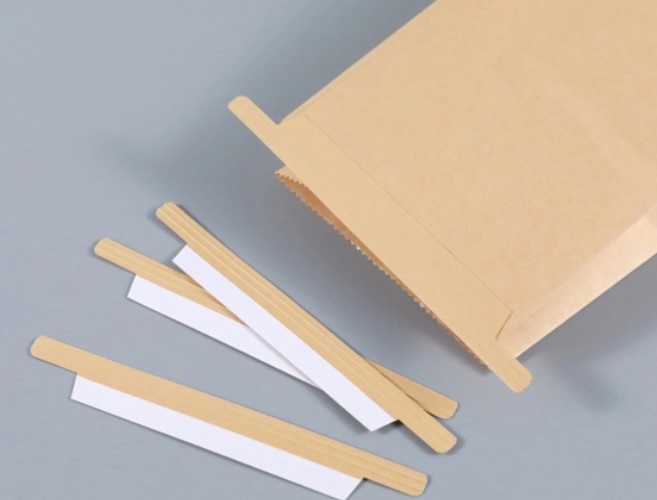 self-sealing_bag.jpg self-sealing_bag.jpg